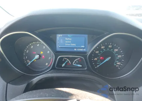 2014 Ford Focus Se z USA, uszkodzony, nr VIN 1FADP3F26EL246151